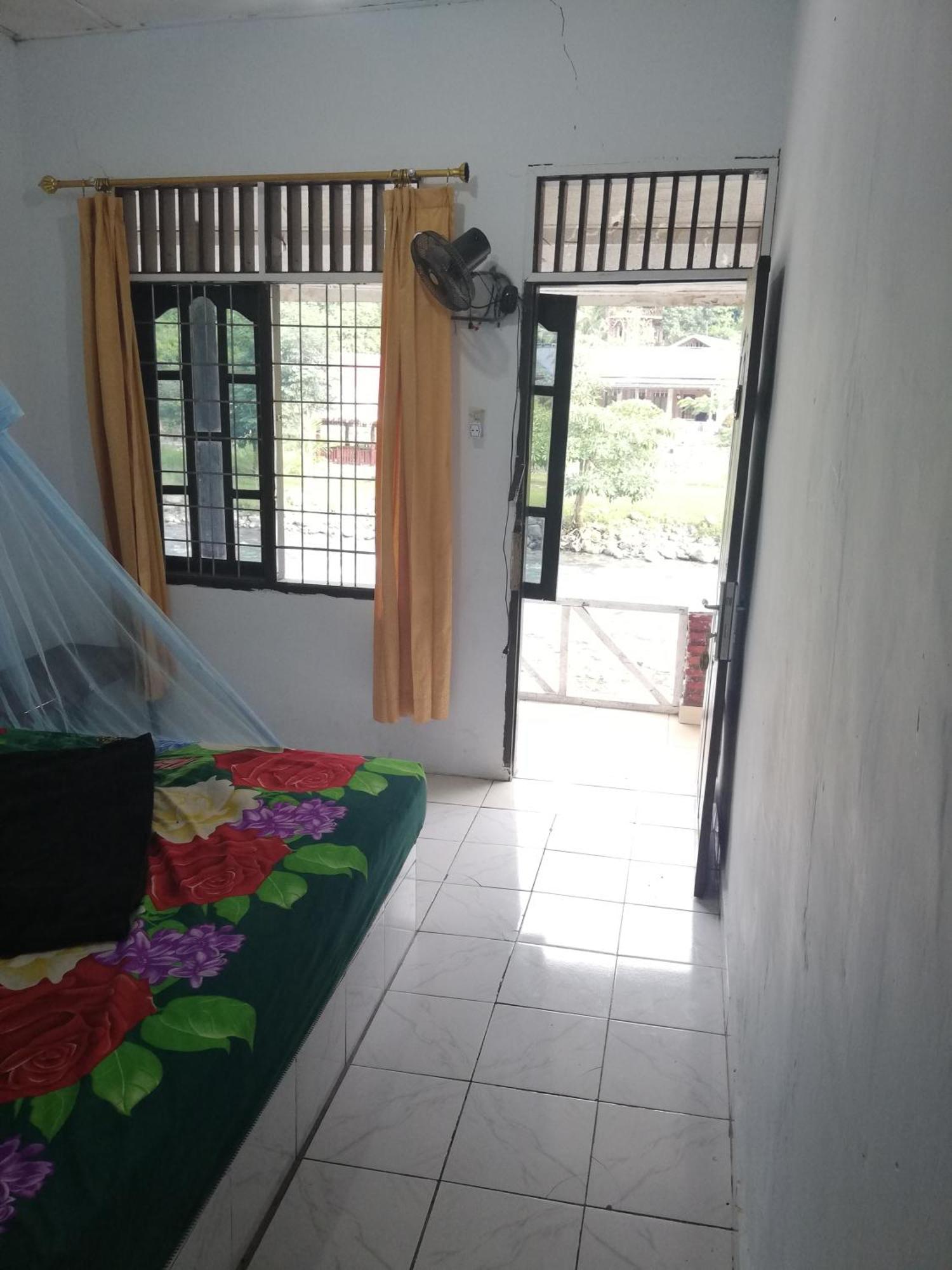 Umiyuki Jungle Tour Only Treking With As Hotel Bukit Lawang Exterior foto